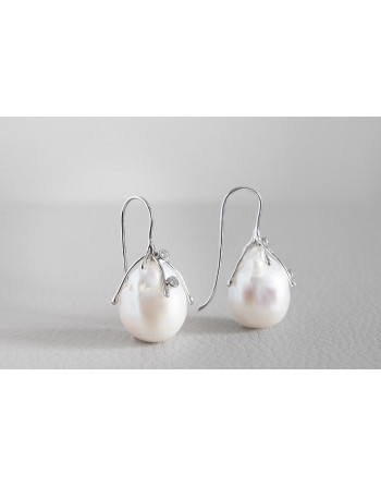 Diamond pearl earrings