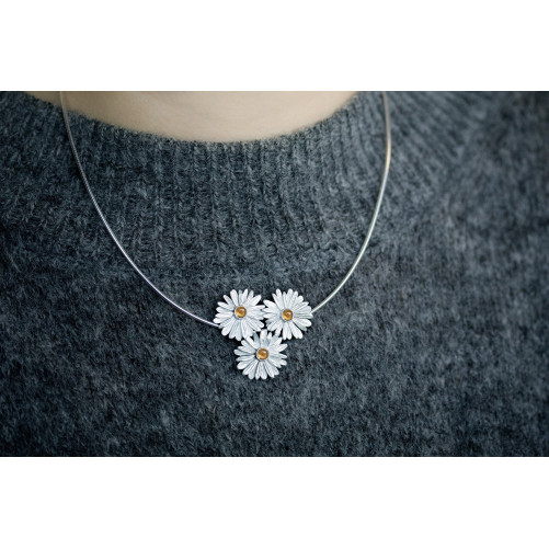 Daisy Necklace